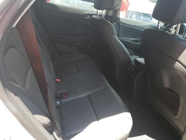 Photo 6 from auction – 2017 HYUNDAI TUCSON LIM with VIN KM8J3CA46HU458723