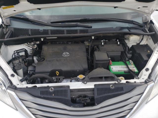 Photo 7 from auction – 2014 TOYOTA SIENNA XLE with VIN 5TDYK3DC2ES483434