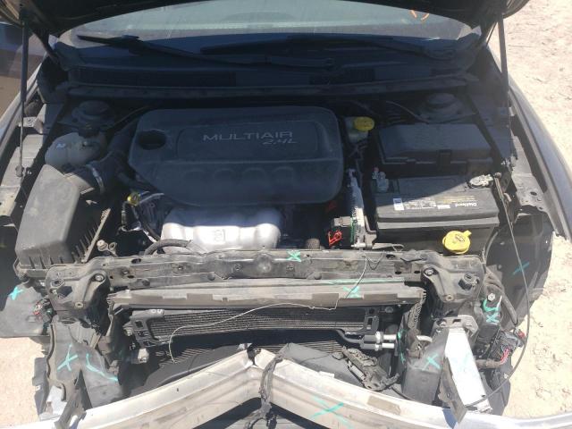 Photo 7 from auction – 2016 CHRYSLER 200 LIMITE with VIN 1C3CCCAB0GN136524