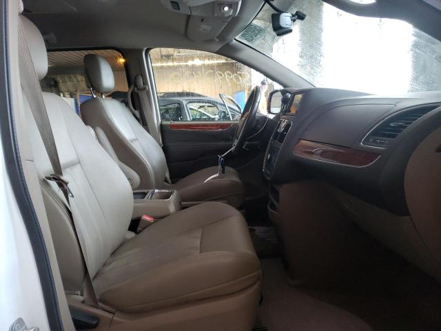 Photo 5 from auction – 2014 CHRYSLER TOWN & COU with VIN 2C4RC1BG9ER272476
