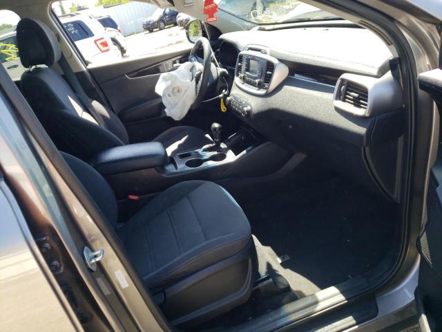 Photo 5 from auction – 2016 KIA SORENTO LX with VIN 5XYPGDA3XGG140653