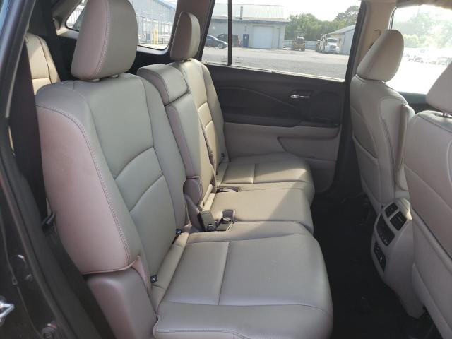 Photo 6 from auction – 2016 HONDA PILOT TOUR with VIN 5FNYF6H92GB009947