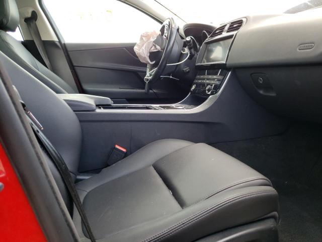 Photo 5 from auction – 2019 JAGUAR XE PREMIUM with VIN SAJAD4FX9KCP49564