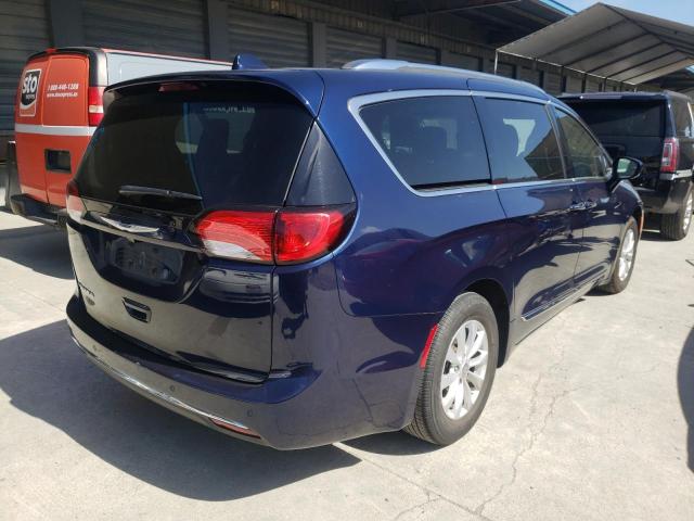 Photo 4 from auction – 2018 CHRYSLER PACIFICA T with VIN 2C4RC1BG6JR306674