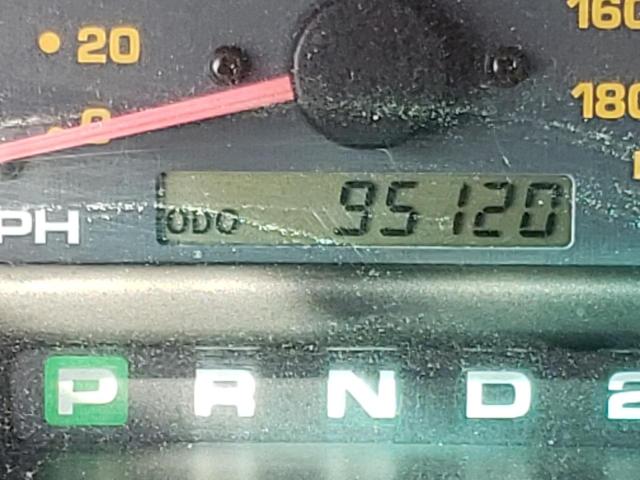 Photo 8 from auction – 2002 TOYOTA 4RUNNER SR with VIN JT3GN86R920257993