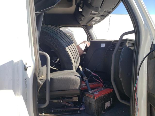 Photo 5 from auction – 2023 FREIGHTLINER CASCADIA 1 with VIN 3AKJHHDR0PSNT4996