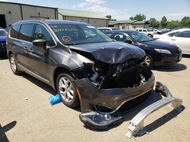 CHRYSLER PACIFICA T 2017 with VIN 2C4RC1BG3HR794850 - Photo from auction
