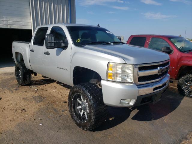 CHEVROLET SILVERADO 2011 with VIN 3GCPKSE37BG372702 - Photo from auction