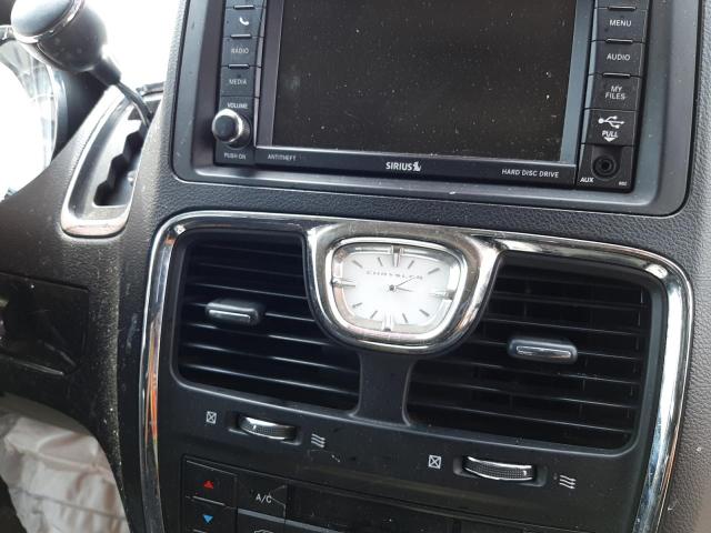Photo 9 from auction – 2014 CHRYSLER TOWN & COU with VIN 2C4RC1BG0ER310595