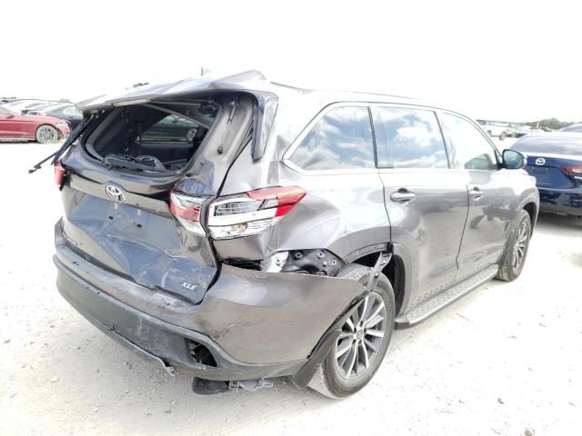 Photo 4 from auction – 2017 TOYOTA HIGHLANDER with VIN 5TDKZRFHXHS511594