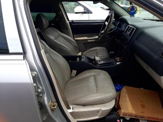 Photo 5 from auction – 2005 CHRYSLER 300 TOURIN with VIN 2C3JA53G75H133563