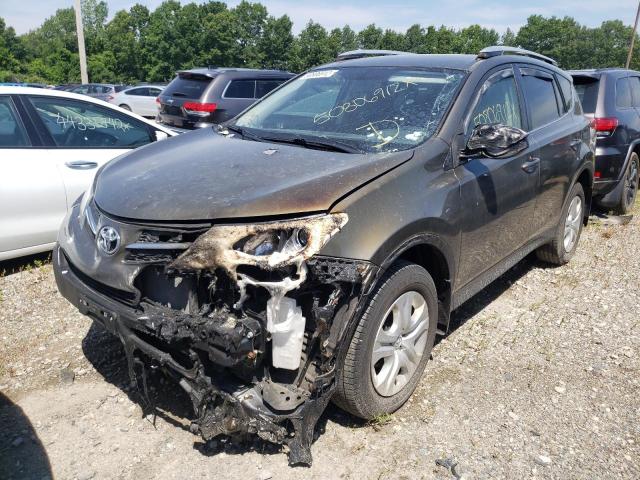 Photo 2 from auction – 2015 TOYOTA RAV4 LE with VIN JTMBFREV8FD158068