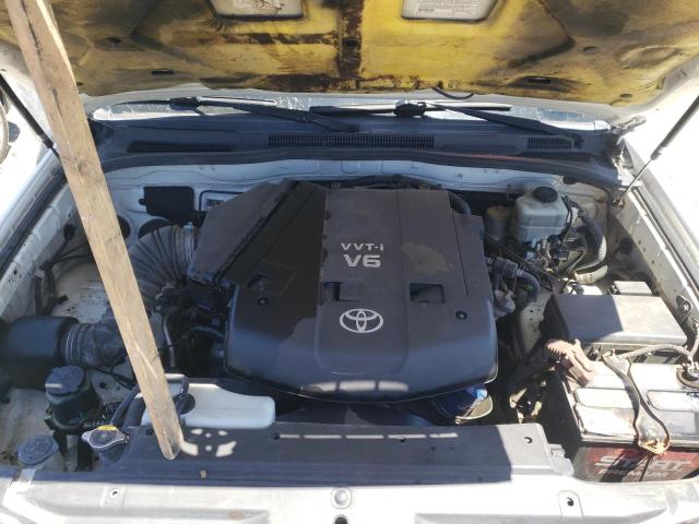 Photo 7 from auction – 2005 TOYOTA 4RUNNER SR with VIN JTEBU14R958030212