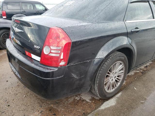 Photo 9 from auction – 2009 CHRYSLER 300 LX with VIN 2C3KA43D79H529874
