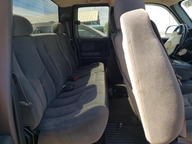 Photo 6 from auction – 2004 CHEVROLET SILVERADO with VIN 2GCEC19T941239735