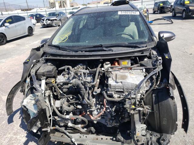 Photo 9 from auction – 2018 TOYOTA PRIUS C with VIN JTDKDTB33J1601033