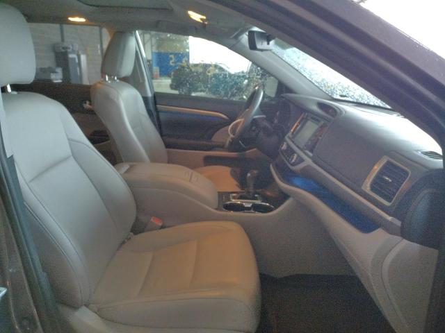 Photo 5 from auction – 2019 TOYOTA HIGHLANDER with VIN 5TDYZRFH6KS307523