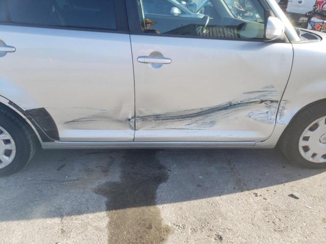 Photo 9 from auction – 2010 TOYOTA SCION XB with VIN JTLZE4FE3A1109264