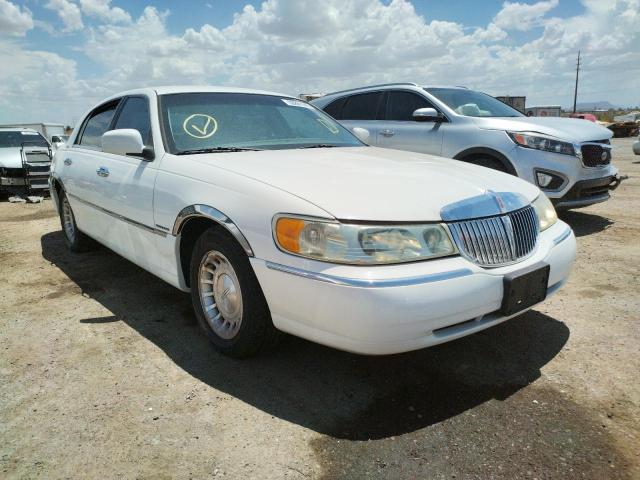 Photo 1 from auction – 2001 LINCOLN TOWN CAR E with VIN 1LNHM81W61Y717932