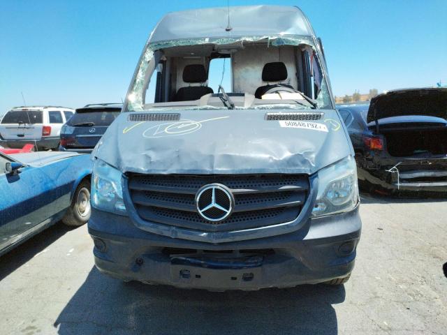 Photo 9 from auction – 2018 FREIGHTLINER SPRINTER 2 with VIN WD3PE7CD3JP645896