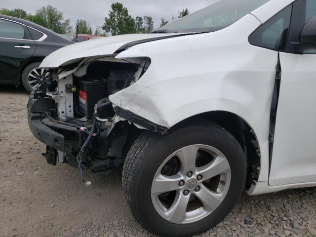 Photo 9 from auction – 2016 TOYOTA SIENNA with VIN 5TDZK3DC1GS727534
