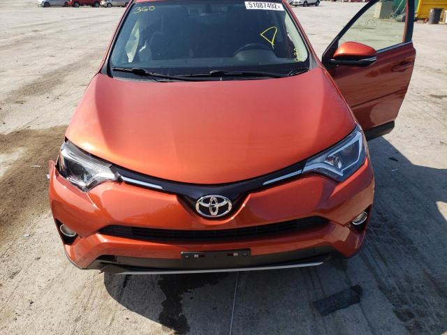 Photo 7 from auction – 2016 TOYOTA RAV 4 with VIN JTMRFREV0GJ093346