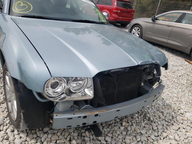 Photo 9 from auction – 2009 CHRYSLER 300 LIMITE with VIN 2C3KA33V89H565219