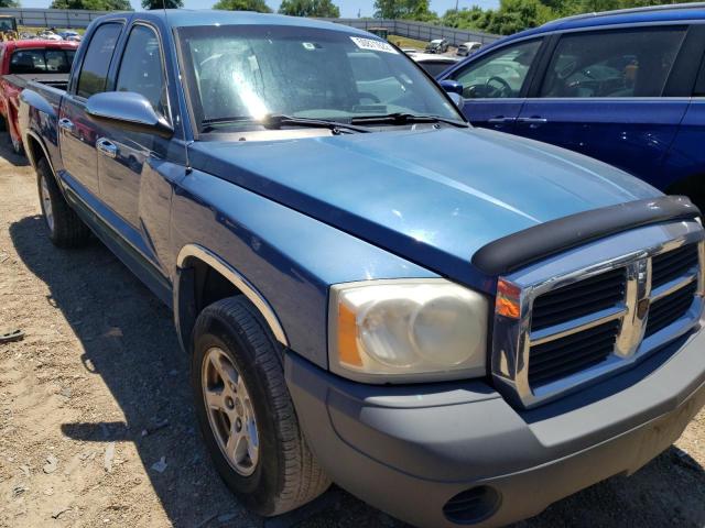DODGE DAKOTA QUA 2005 with VIN 1D7HE48NX5S261701 - Photo from auction