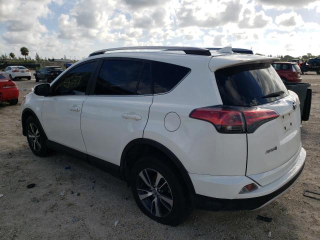 Photo 3 from auction – 2017 TOYOTA RAV4 XLE with VIN JTMWFREV2HJ720469