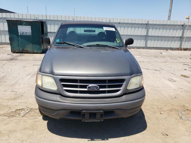 Photo 9 from auction – 2002 FORD F150 with VIN 1FTRX18W72NA36100