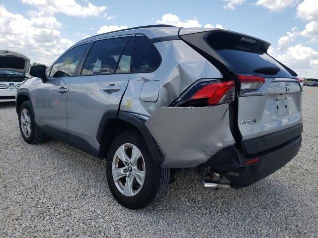 Photo 3 from auction – 2019 TOYOTA RAV4 XLE with VIN JTMW1RFV2KD502986