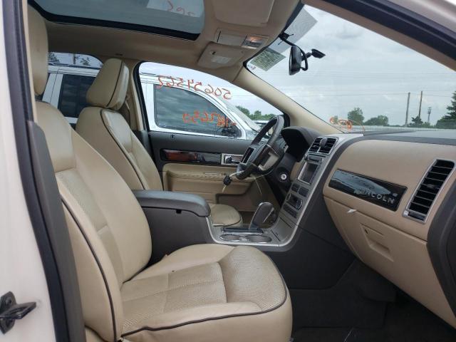 Photo 5 from auction – 2008 LINCOLN MKX with VIN 2LMDU88C28BJ14157