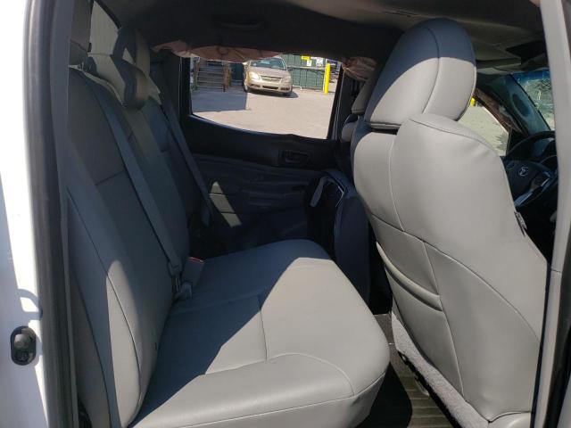 Photo 6 from auction – 2015 TOYOTA TACOMA DOU with VIN 3TMLU4EN2FM177622