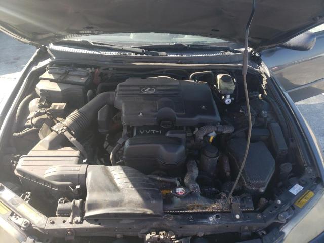 Photo 7 from auction – 2005 LEXUS IS 300 with VIN JTHBD192750100738