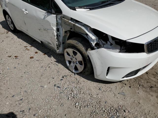 Photo 9 from auction – 2018 KIA FORTE LX with VIN 3KPFK4A78JE228828