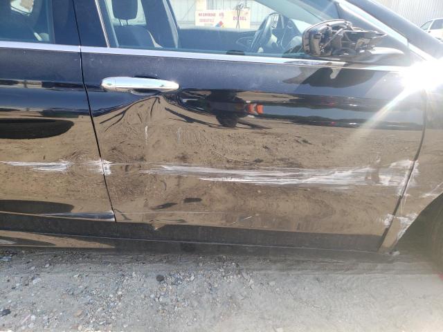 Photo 9 from auction – 2015 CHRYSLER 200 LIMITE with VIN 1C3CCCAB8FN723679