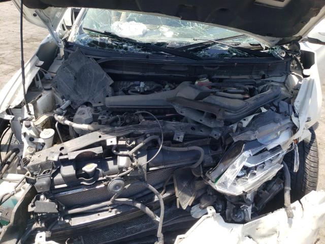 Photo 7 from auction – 2015 NISSAN ROGUE S with VIN 5N1AT2MVXFC790505