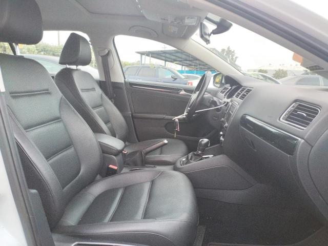 Photo 5 from auction – 2016 VOLKSWAGEN JETTA SEL with VIN 3VWL17AJ7GM323301