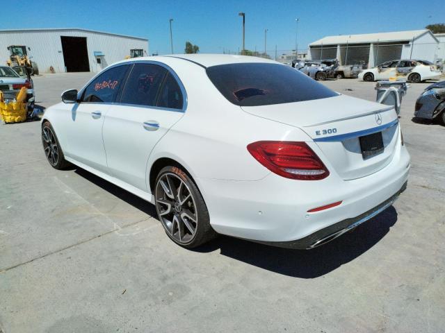 Photo 3 from auction – 2017 MERCEDES-BENZ E 300 with VIN WDDZF4JB5HA039451