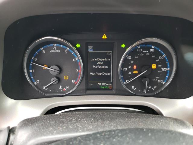 Photo 8 from auction – 2017 TOYOTA RAV4 LIMIT with VIN 2T3YFREV6HW376445