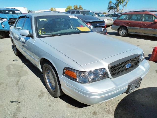 Zdjęcie 1 z aukcji – 2001 FORD CROWN VICT z VIN 2FAFP74W91X140764