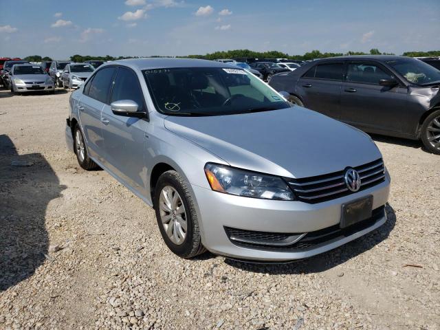 VOLKSWAGEN PASSAT S 2015 with VIN 1VWAT7A33FC015271 - Photo from auction