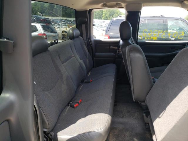Photo 6 from auction – 2003 CHEVROLET SILVERADO with VIN 1GCHK29U83E326408