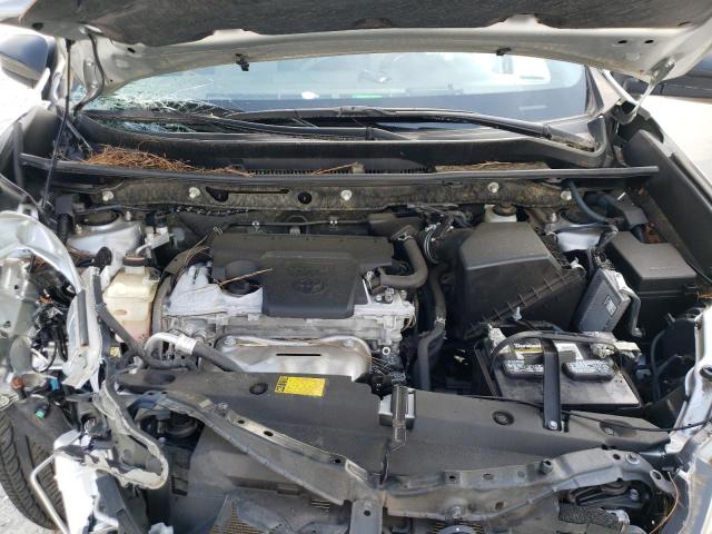 Photo 7 from auction – 2015 TOYOTA RAV4 LE with VIN JTMZFREV0FJ031587