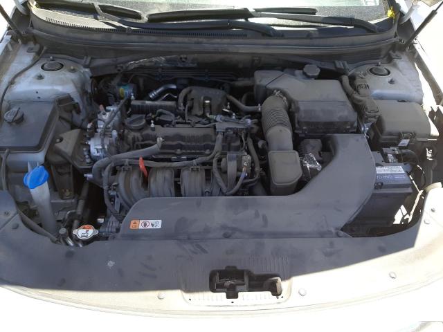 Photo 7 from auction – 2017 HYUNDAI SONATA SE with VIN 5NPE24AF0HH565132
