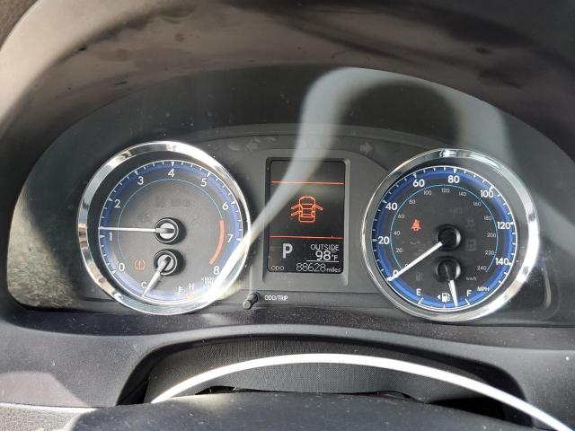 Photo 8 from auction – 2018 TOYOTA COROLLA with VIN 5YFBURHE3JP845319