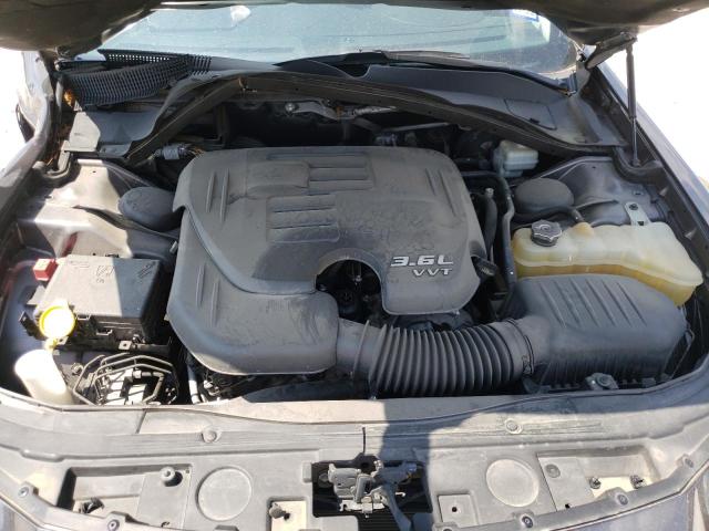 Photo 7 from auction – 2015 CHRYSLER 300 LIMITE with VIN 2C3CCAAG3FH766559