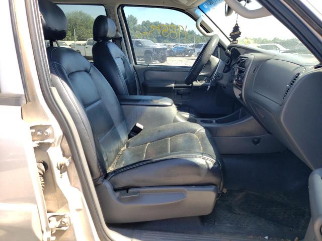 صورة رقم 5 من المزاد - 2004 FORD EXPLORER S مع VIN 1FMZU77K44UA70672