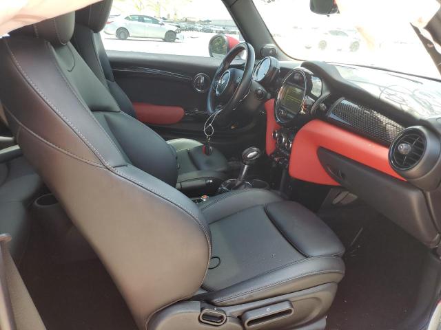 Photo 5 from auction – 2016 MINI COOPER S with VIN WMWXP7C58G2A43199