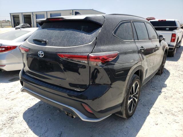 Photo 4 from auction – 2022 TOYOTA HIGHLANDER with VIN 5TDLZRAHXNS107816